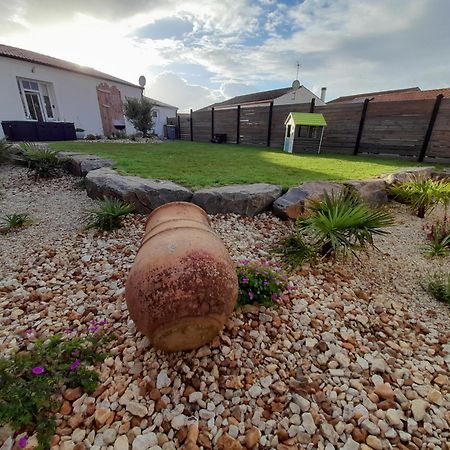 Mon Petit Paradis Longeville-sur-Mer Exterior photo
